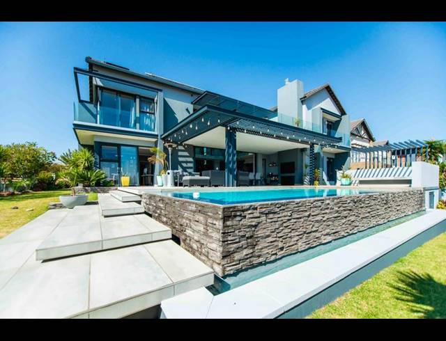 4 BEDROOM HOUSE FOR SALE IN COPPERLEAF ESTATE